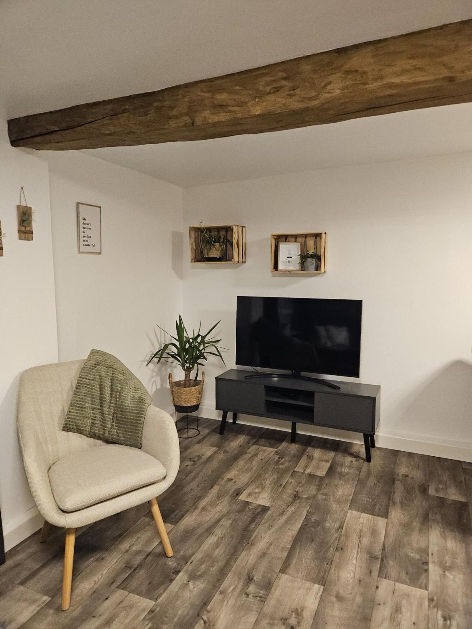 Gemuetliche Ferienwohnung Im Westerwald - "Ferienwohnung Grau" Weitefeld Exterior foto